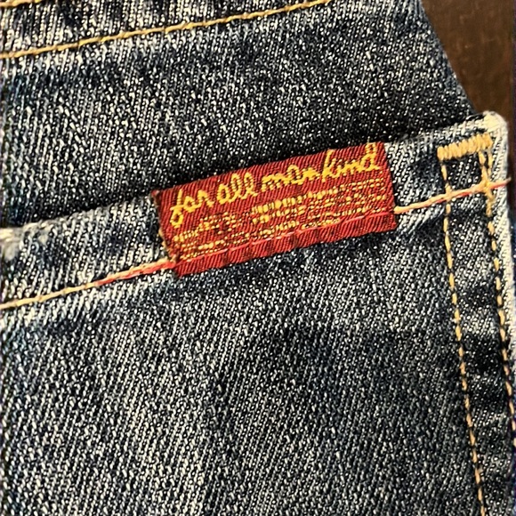7 for all mankind size 29. Altered to fit size 28. Very gently worn. - Picture 4 of 5